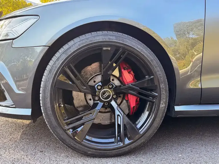 Audi RS 6 RS 6 4.0 T Avant