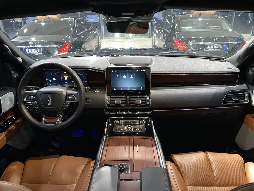 Navigator 3.5 T Honor Shine