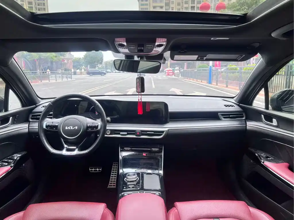Kia K5 380 T GT-Line Flagship