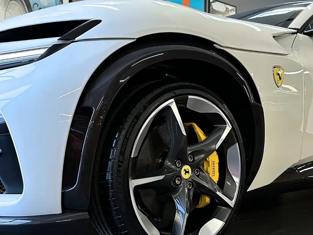 Purosangue 6.5 L V12