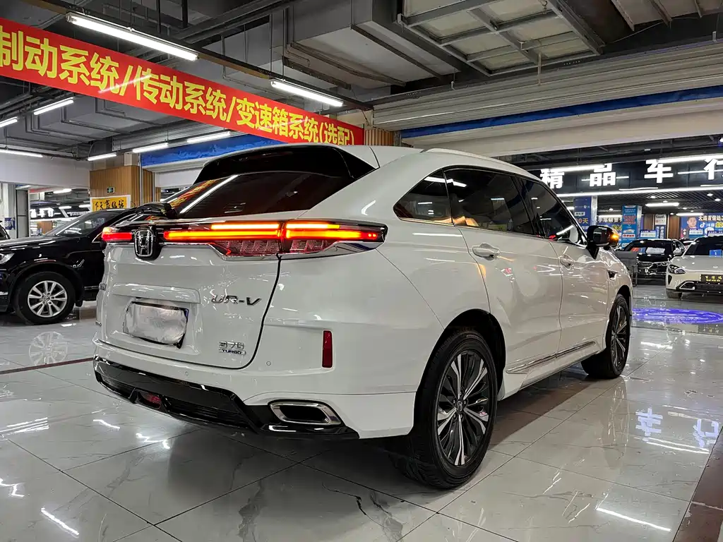 Honda UR-V 370 TURBO 4 WD Premium