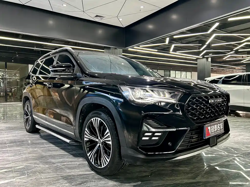 Jetour X90 1.6 T DCT Shadow Supreme 5-seat