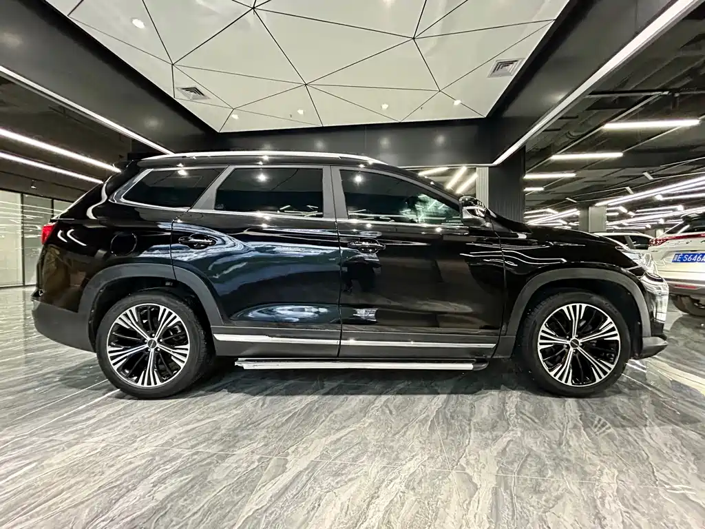 Jetour X90 1.6 T DCT Shadow Supreme 5-seat