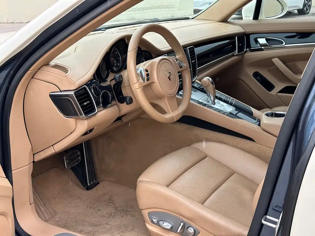Panamera Panamera 4 Platinum Edition 3.6 L