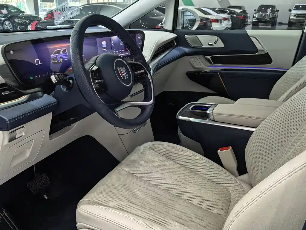 Century 2.0 T 6-seat Heritage