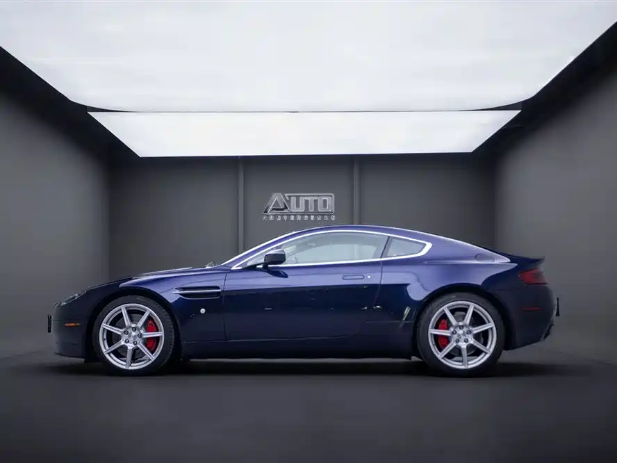 V8 Vantage 4.3 Sportshift Coupe