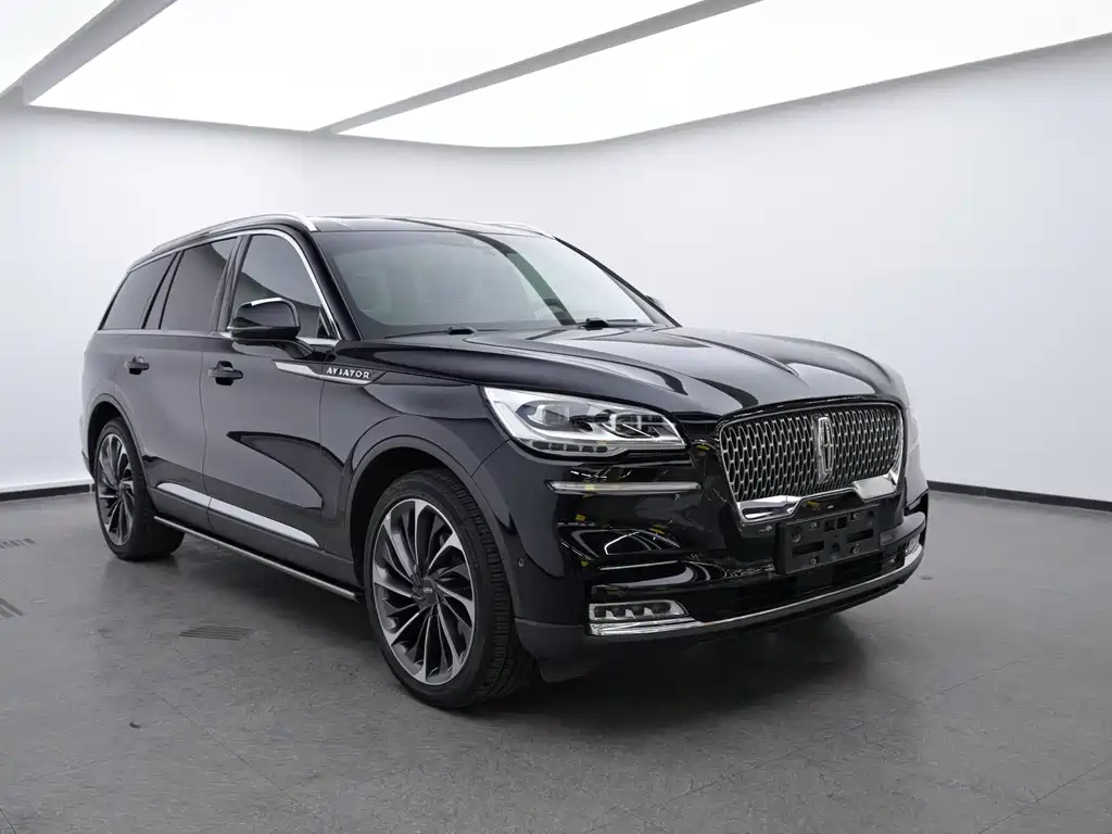 Aviator 3.0 T V6 4 WD Executive