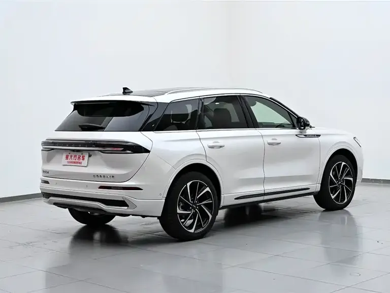 Lincoln Corsair 2.0 T 4 WD Honor Shine