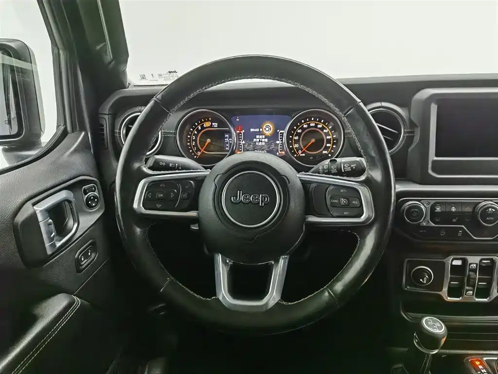 Wrangler 2.0 T Sahara 4-door CN-VI