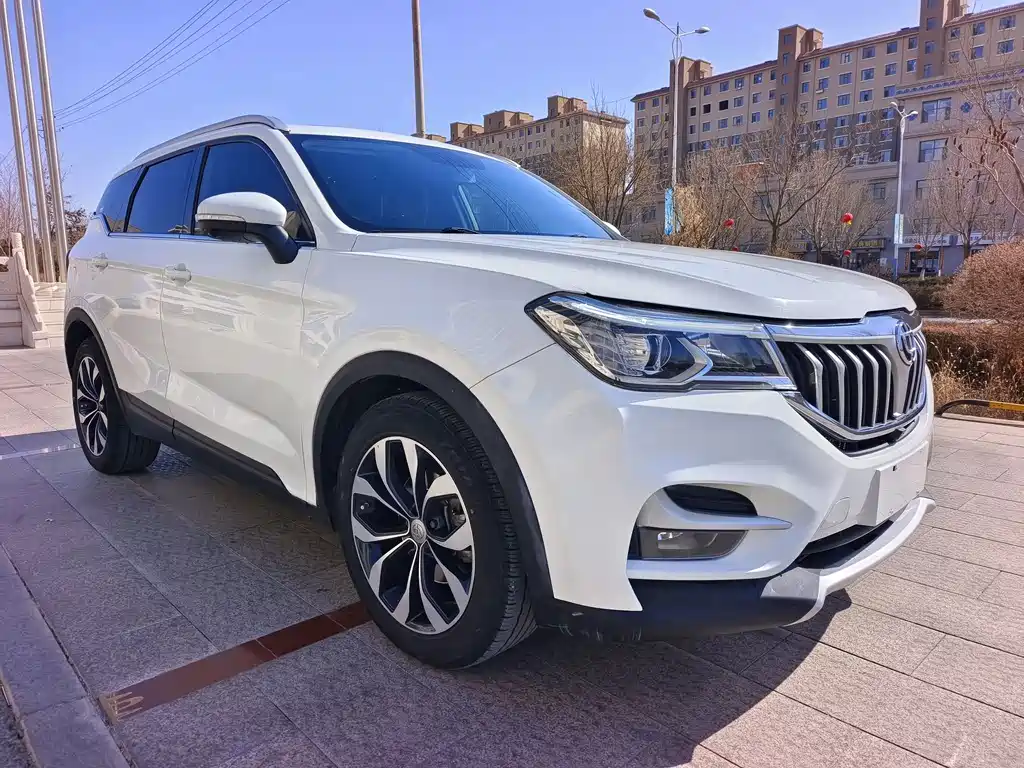 Brilliance V6 中华V6 2018款 1.5 T 自动旗舰型