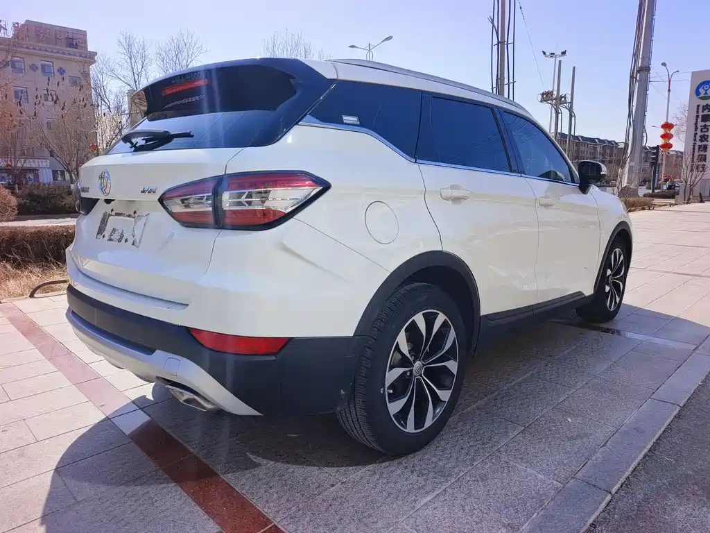 Brilliance V6 中华V6 2018款 1.5 T 自动旗舰型