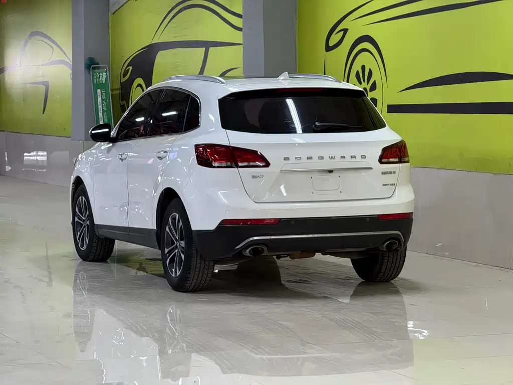 Borgward BX7 28 T 2 WD Luxury 5-seat