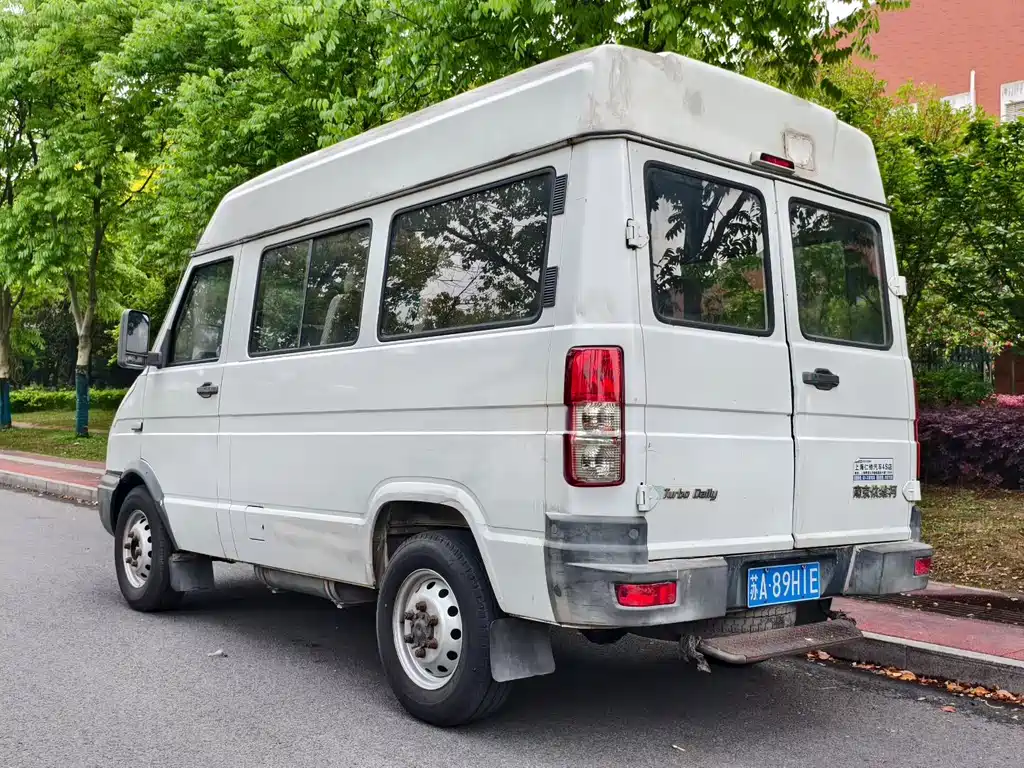 Iveco Deyi 2.5 T-A 35 NJ6485 AC47 Z4