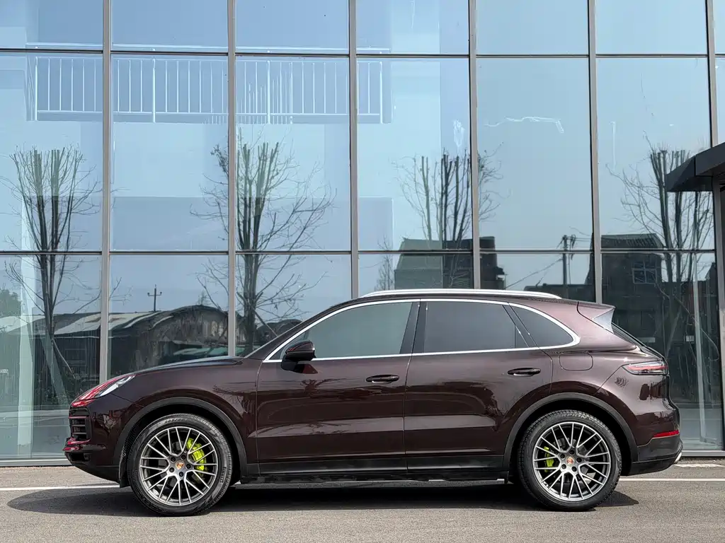 Cayenne NEV Cayenne E-Hybrid 2.0 T