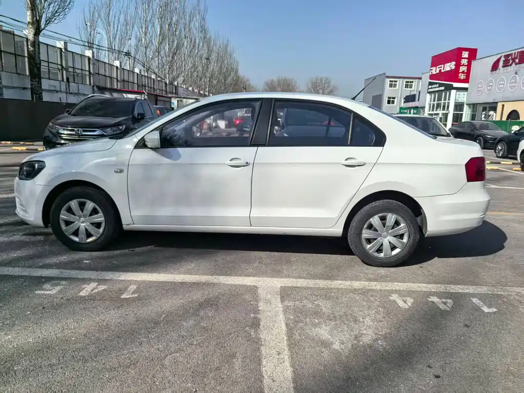 Jetta 1.6 L Manual Fashion