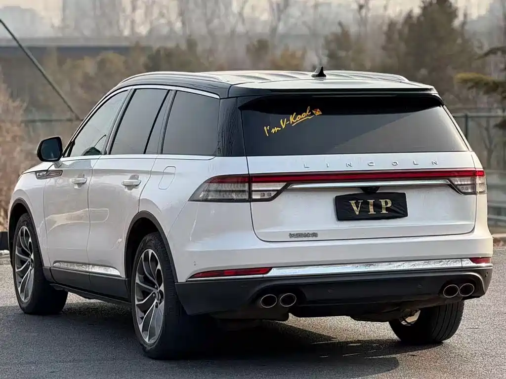 Aviator 3.0 T V6 4 WD Executive
