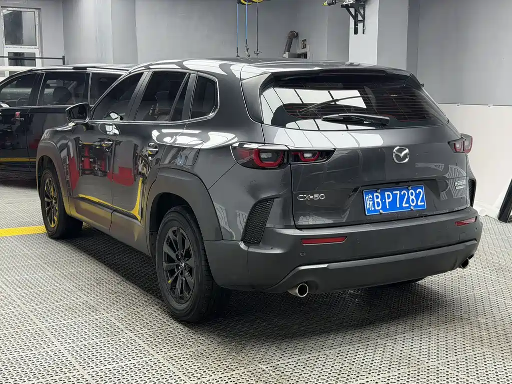 Mazda CX-50 2.0 L