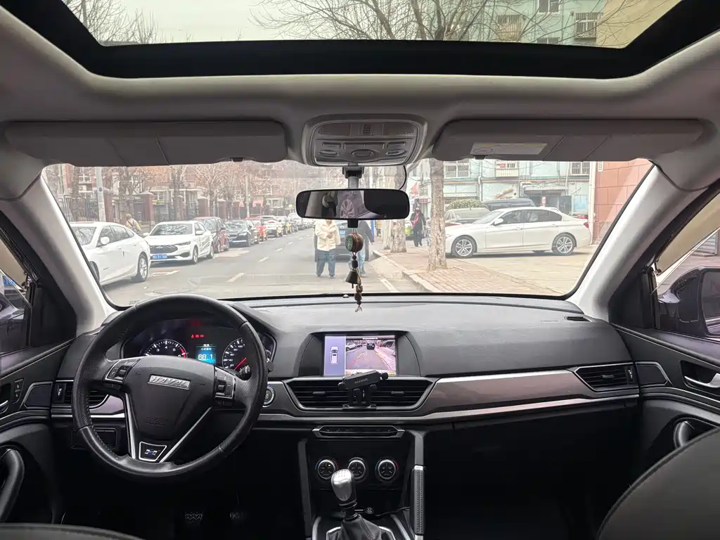 Haval H6 Blue Label Sport 1.5 T Manual 2 WD Elite