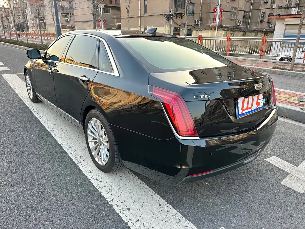 Cadillac CT6 28 T Elite