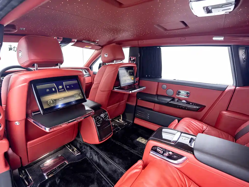 Phantom 6.7 T LWB Range