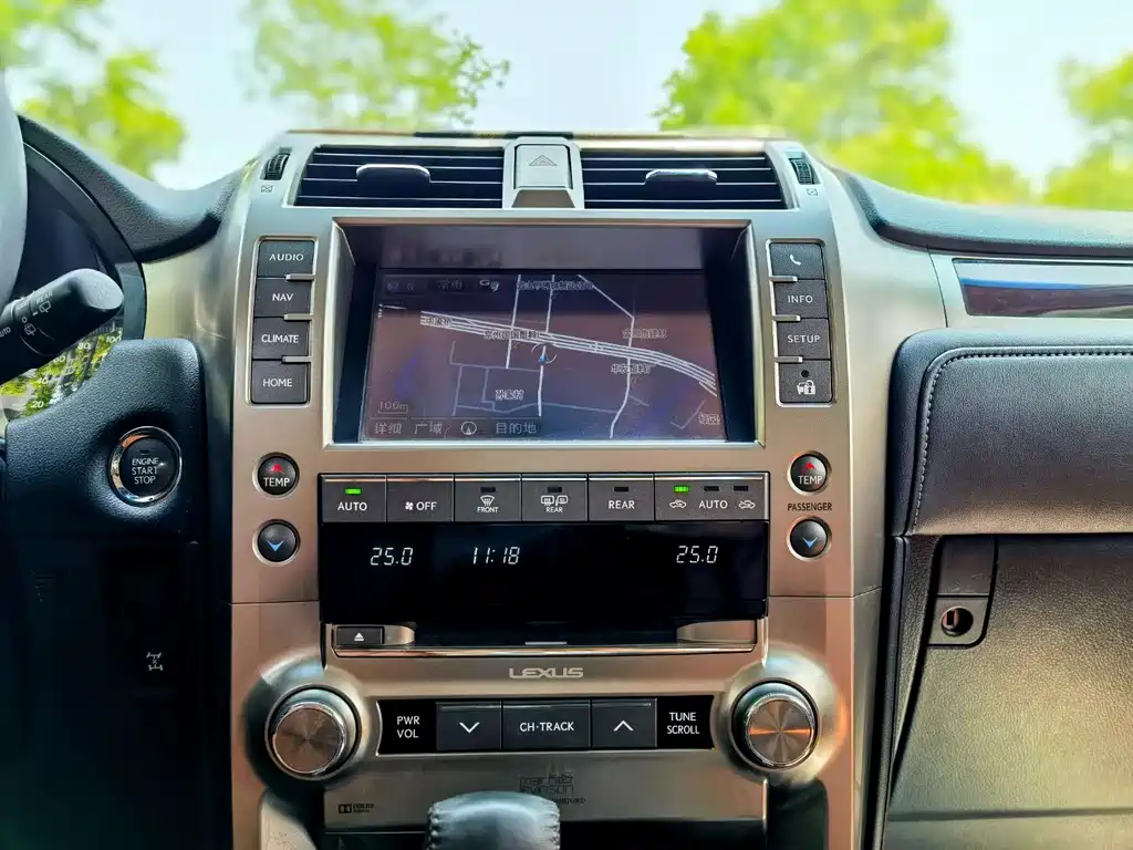 Lexus GX 400 Distinguished