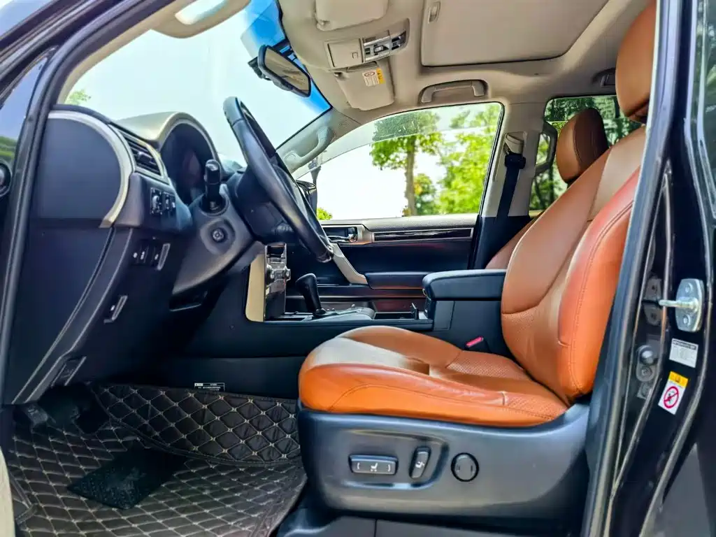 Lexus GX 400 Distinguished