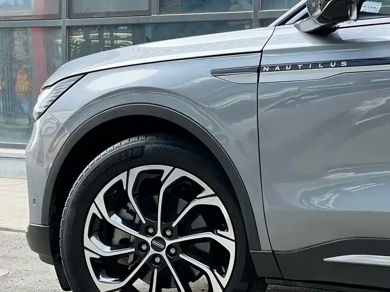 Lincoln Nautilus 2.0 T 4 WD Supreme Wise