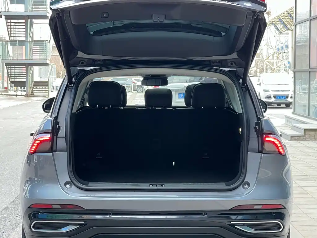 Nautilus 2.0 T 4 WD Supreme Wise