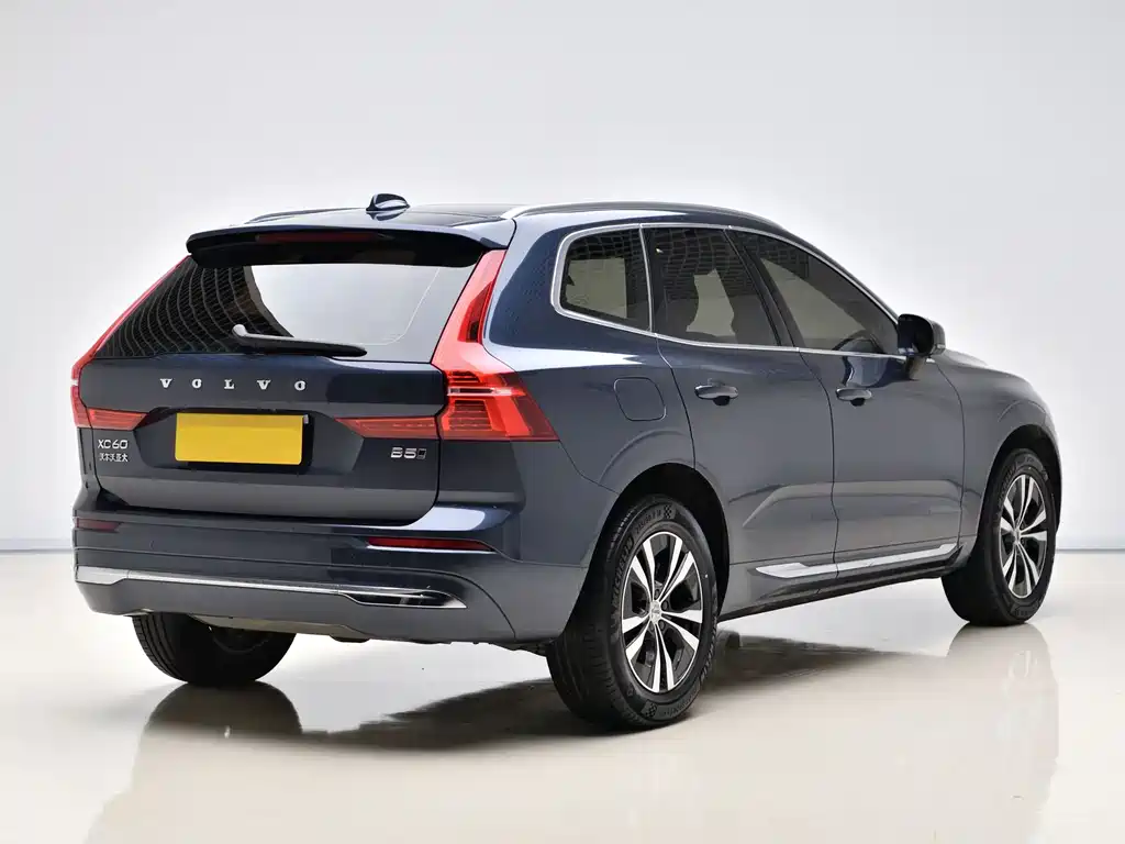 Volvo XC60 B5 4 WD Smart Ease Luxury