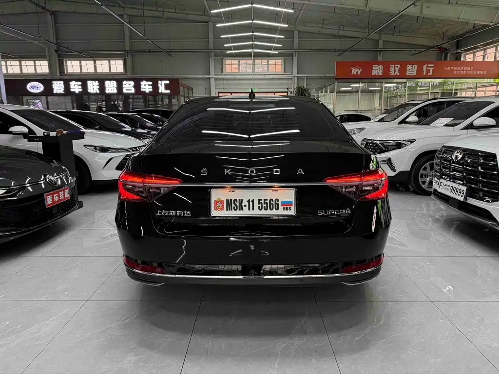 Superb TSI280 DSG Premium