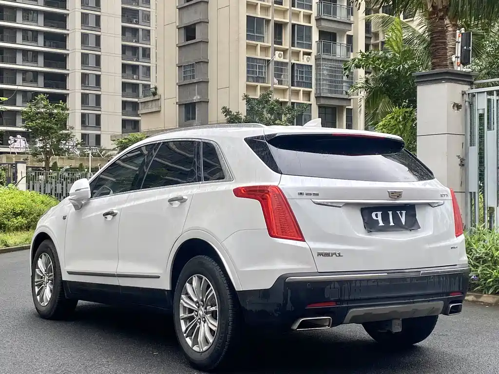 Cadillac XT5 Anniversary Celebration 28 T 4 WD Luxury