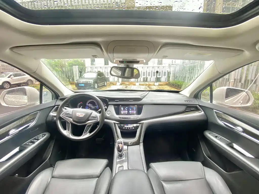 Cadillac XT5 Anniversary Celebration 28 T 4 WD Luxury