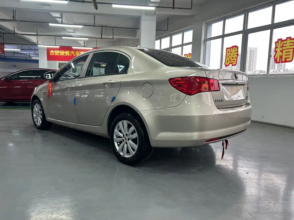 Roewe 350 1.5 L Auto Premium