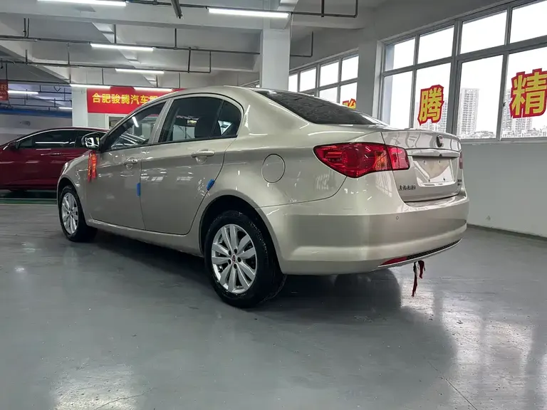 Roewe 350 1.5 L Auto Premium