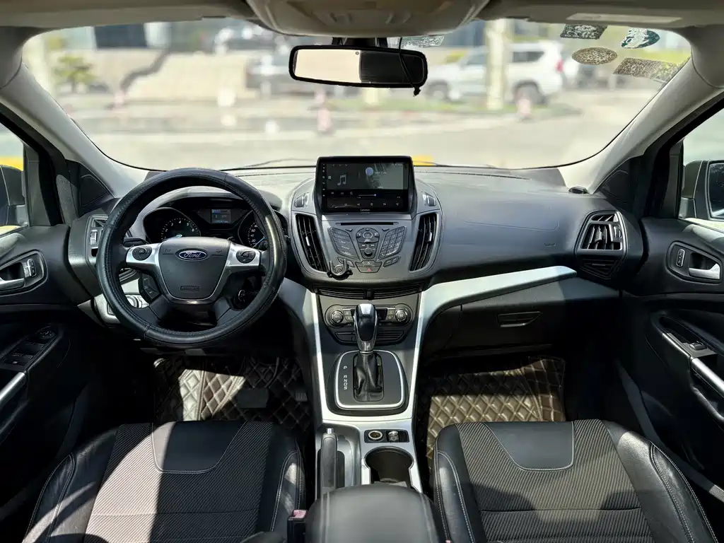 Kuga 1.6 L GTDi 2 WD Style