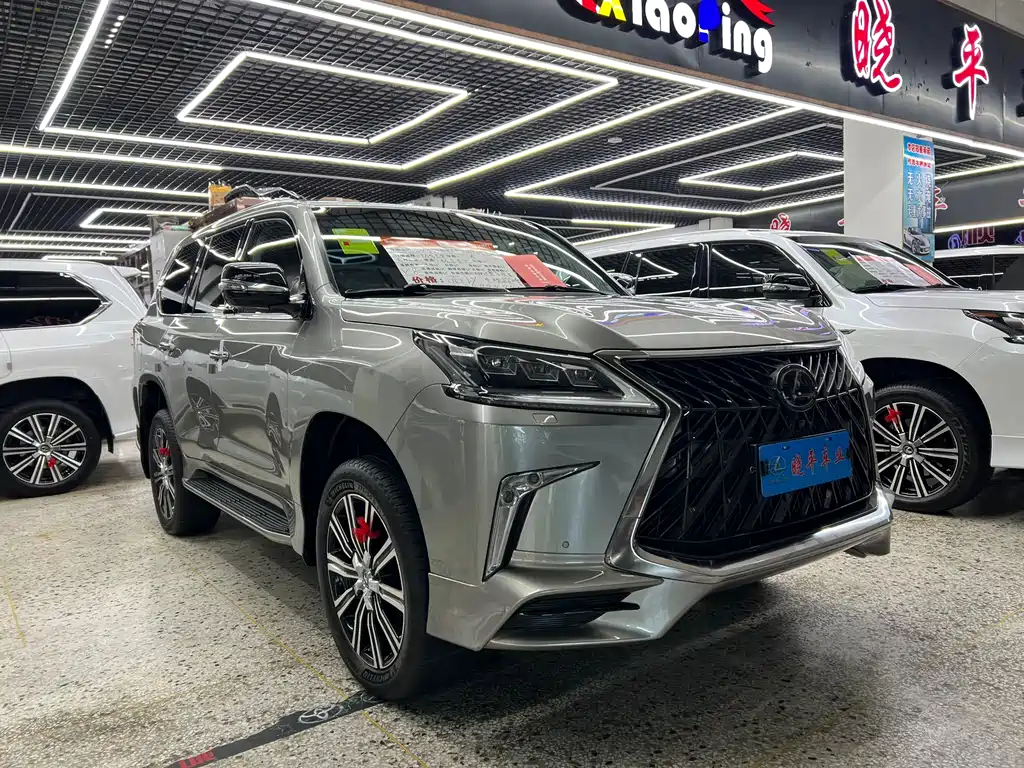 Lexus LX 570 Peak Special Edition