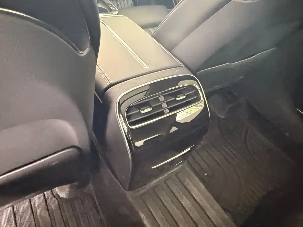 Hongqi H9 2.0 T Flagship Enjoyment Luxury Business