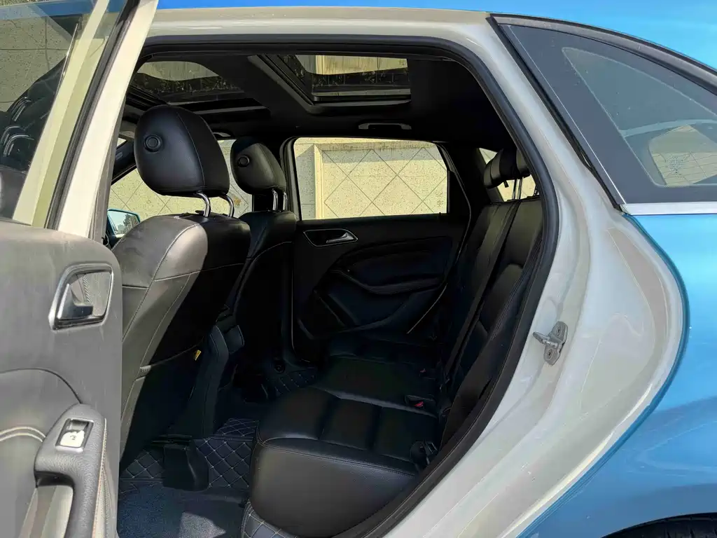 Mercedes-Benz B-Class B 200