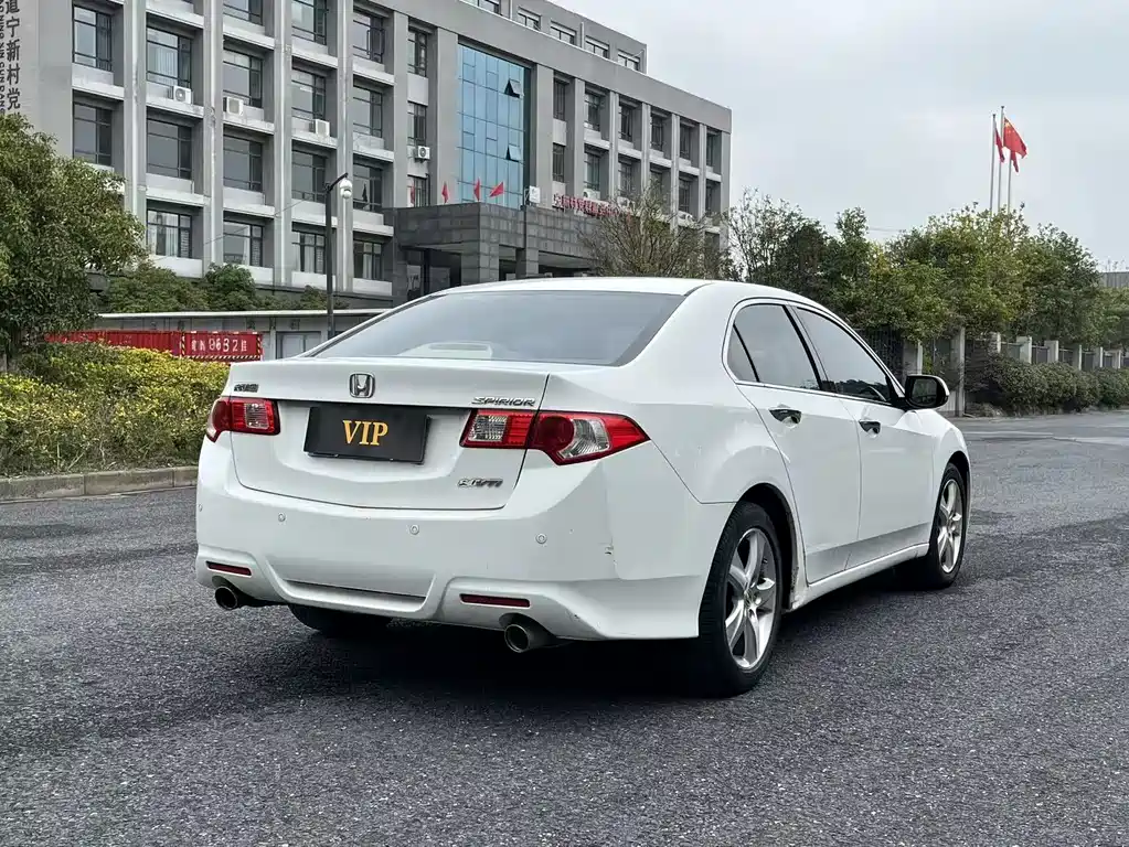 Spirior 2.4 L Luxury
