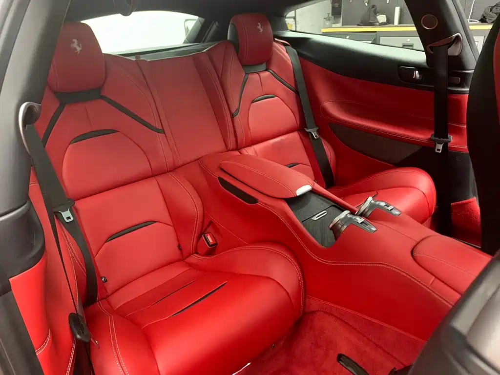 GTC4 Lusso 6.3 L V12
