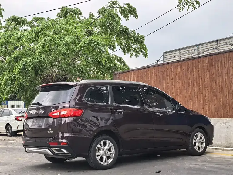 Haima Family F7 1.5 T 7-seat Auto Comfort