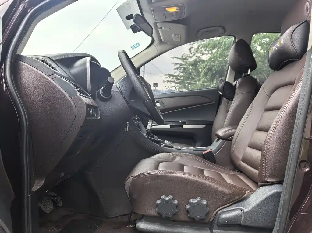 Family F7 1.5 T 7-seat Auto Comfort