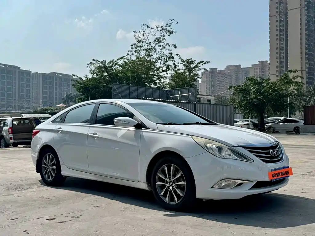 Sonata 索纳塔 2013款 2.0 L 自动时尚版