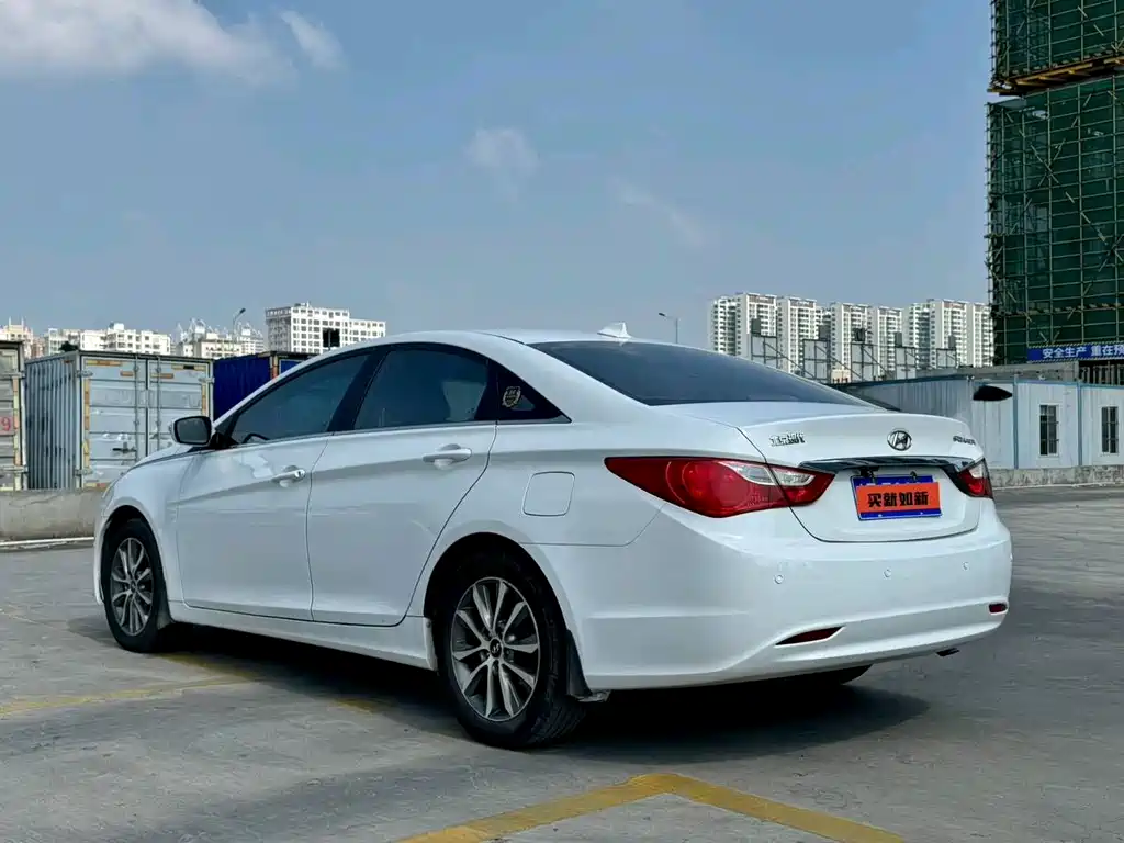 Sonata 索纳塔 2013款 2.0 L 自动时尚版