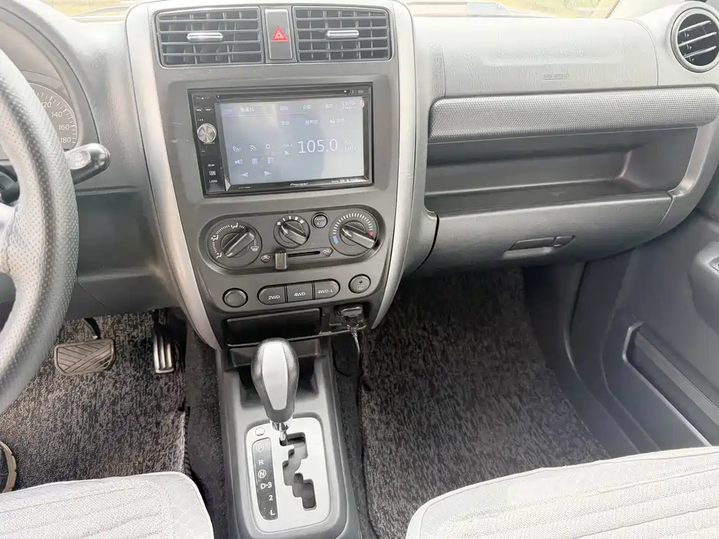 Jimny (Import) 1.3 AT Mode3 Navigation