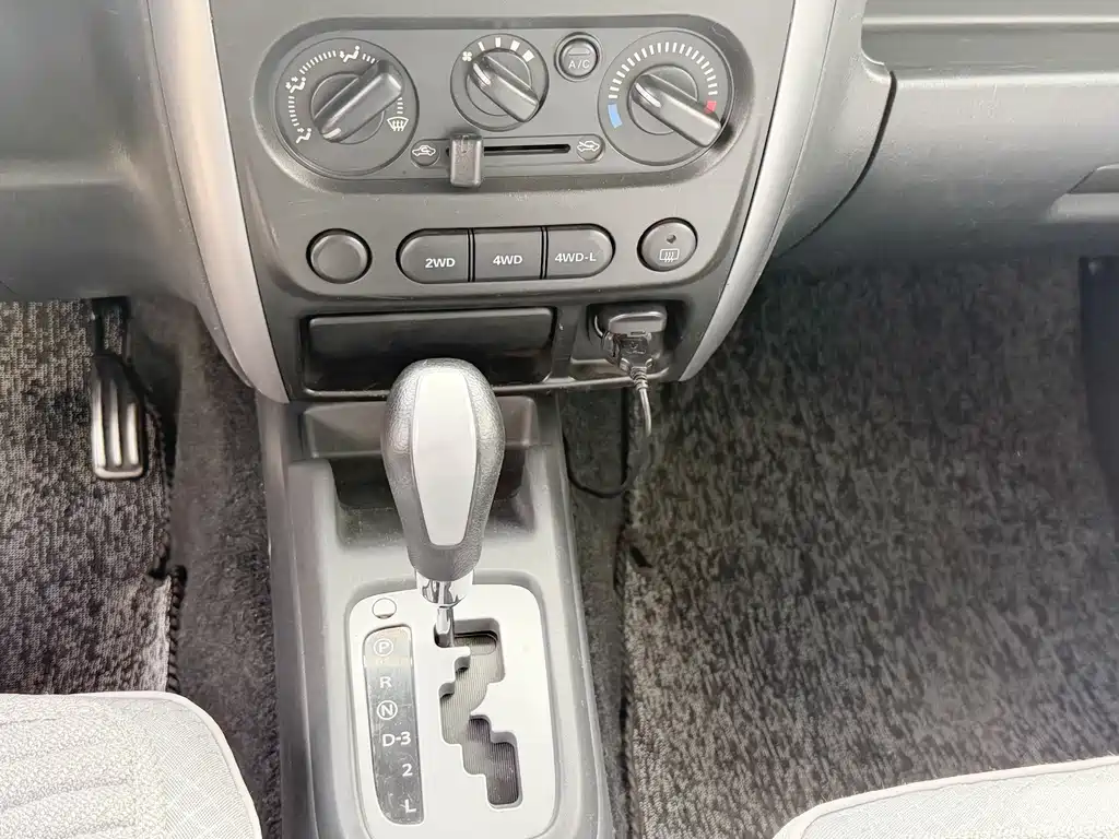 Jimny (Import) 1.3 AT Mode3 Navigation