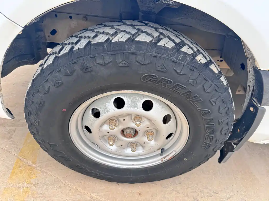 Toano 图雅诺 2017款 2.8 T S 商运版短轴ISF2.8 s5 F148