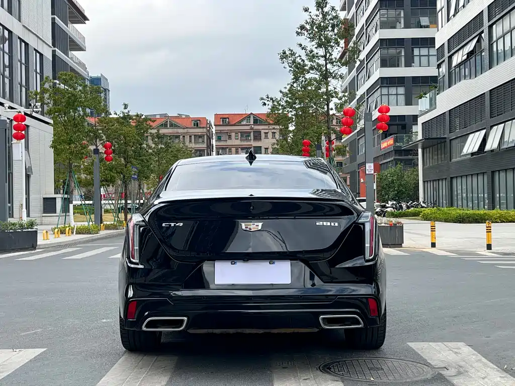 Cadillac CT4 28 T Distinguished