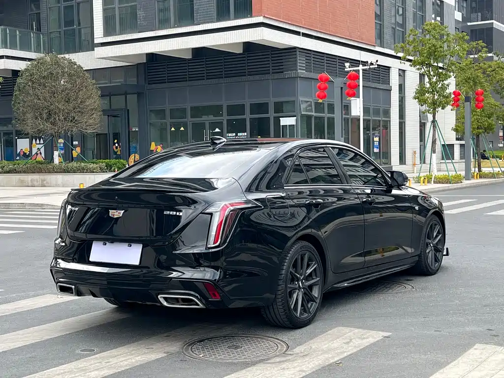 Cadillac CT4 28 T Distinguished