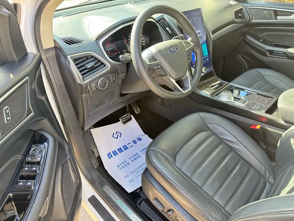 Edge EcoBoost 245 2 WD Grand Sharp 7-seat